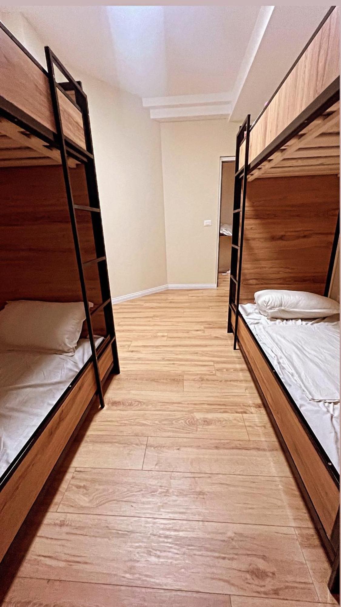 טיראנה Hostel Chilli מראה חיצוני תמונה