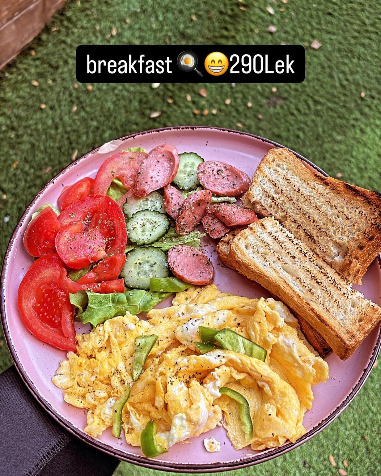 טיראנה Hostel Chilli מראה חיצוני תמונה